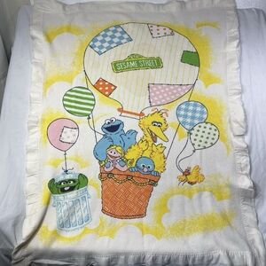 VTG Sesame Street Baby Blanket Thermal Waffle Knit Hot Air Balloon Satin Trim